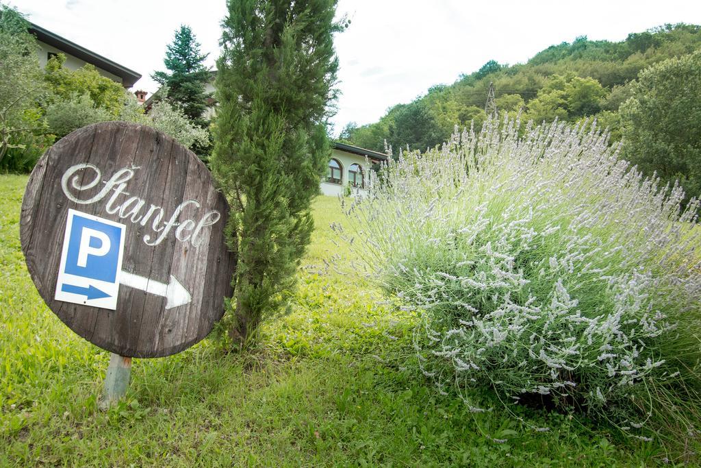Turisticna Kmetija Stanfel Villa Podsabotin Exterior foto